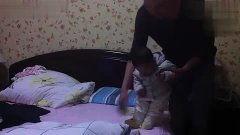 双胞胎对话搞笑视频